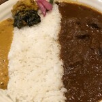 カレー&オリエンタルバル 桃の実 - マトンカレー