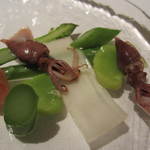 ラール・エ・ラ・マニエール - アスパラ、エンドウ豆、グレープフルーツなども。