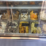 凜太郎 - ジェラート陳列ケース②