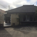 凜太郎 - 外観  駐車場側