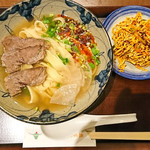 中華蘭州牛肉拉麺 - 