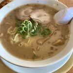 ラーメン大統領 - しょうゆとんこつスープ