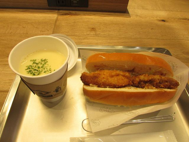 Niko And Coffee 神戸ハーバーランドウミエ ハーバーランド カフェ ネット予約可 食べログ Niko And Coffee 神戸ハーバーランドウミエ ハーバーランド カフェ ネット予約可 食べログ