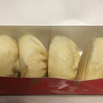 551蓬莱 JR新大阪駅店 - 豚まん4個入り