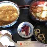Shibadaimon Sarashina Nunoya - ランチの天重＋カレー蕎麦。950円〜