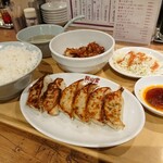 餃子製造直販 餃山堂 - 