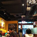 Asian Dining & Bar SAPANA - 店内風景