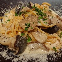 AWkitchen figlia 渋谷スクランブルスクエア - コースの京丹波産大黒しめじのトリュフクリームソース。トリュフ確認！