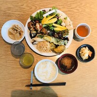 春秋ユラリ 恵比寿 -  春秋ユラリ 恵比寿 -