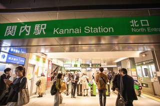 Bisutorosakabamarinkurabu - ◀◀関内駅北口を出てすぐ右に曲がります♪♪