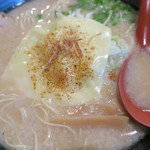 らーめん　けいぶ - ＜参考＞豚骨醤油＋炙りチーズ