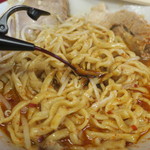 ラーメン二郎 - 赤酢投入～♪