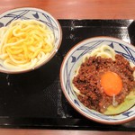 Marugame Seimen - 肉々釜玉・並 650円（以下 税込）、釜玉・並 370円。　　　　　2019.11.07