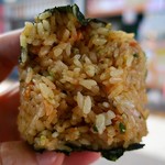 Komeyano Tedukurionigiri Tashi - ｢小えび天まぶし｣税込129円