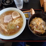 Sobatokoro Ooyama - かつ丼ラーメンセット¥1,150