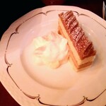 キッチン　モアナイナ - ケーキ