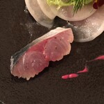 サラマンジェ ド ヨシノ - 厚みのある鯖　臭みもなく本当に美味しい