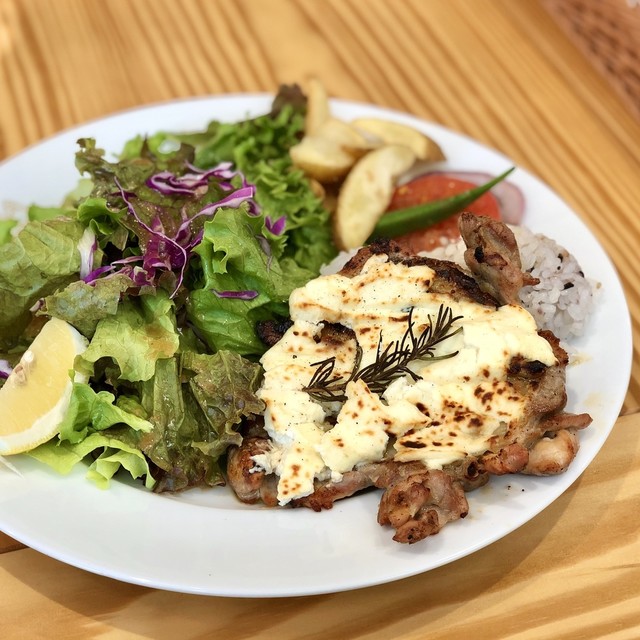 アロハ カフェ パイナップル 三田