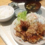 シラカバ - 唐揚げ定食