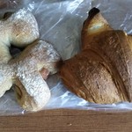 パンドコウ - ライ麦フランクと、クロワッサンの朝８時。