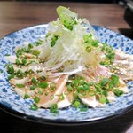 福島郷土料理 居酒屋なべちゃん - 朝〆ササミのたたき