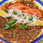 拉赫马俊 (lahmacun)