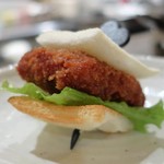 トリワイン ＰＩＫＯＳＨＨＨＵ - 鶏パテカツサンド少々