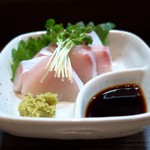 いかやき やまげん - 寒ブリの刺身