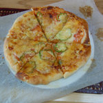 Otsu - おいしいトマト・チーズピザ