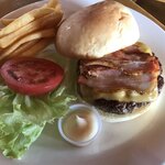 STRONG BOSS SALOON - 