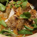 馳走 啐啄一十  - (22)炭火炙り赤鯥(山形県庄内産、4日寝かせ)ご飯【特別提供】
      炭火炙り赤鯥がぎっしりと入った一品
      通常の15,000円コースに限り予約時にお願いすれば+3,000円で提供
      通常の焼魚は無くなります