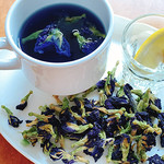 ボンサルーテカフェ - バタフライピーティー