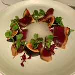 ALLIE - 黒無花果と鴨の生ハムのサラダ