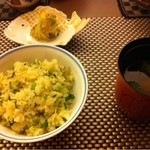 日本料理 晴山 - 菜の花とじゃこの炊き込みご飯、香の物、止め腕