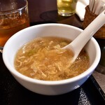 中国菜 膳楽房 - 【台湾屋台風 魯肉飯（スープ付き）@820円】スープ