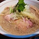 麺や 虎徹 - 背脂いっぱいだが…くどくない
