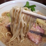 麺や 虎徹 - 細麺ストレート！パツパツ