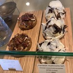 LESS Labo - お店のショーケース