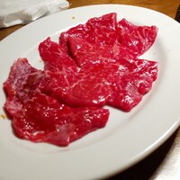 カルネジーオ イースト - 