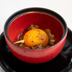 プレゼンテ スギ - 2019.11 雉鍋のイメージで雉腿肉 牛蒡のジュと伊産ポルチーニソース 匝瑳産鶏卵の卵黄 佐倉産長葱 バルサミコ酢