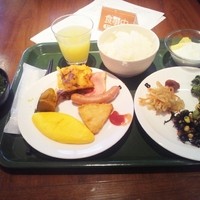 バローロ - 朝食ビュッフェ（１２年３月宿泊時）