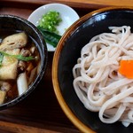 野口製麺所 - 東村山自粉肉汁うどん・中盛・あつ（800円）