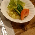 ケイアンドケイ - 定食のサラダ