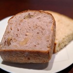 cucina Wada - 自家製パン
