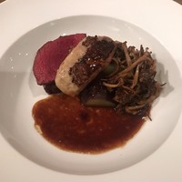 キャトルラパン　神戸三宮 - 鹿肉とフォアグラのポアレ