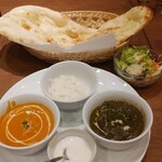 INDIAN DINING PIAAZ - ２種類のカレーセット