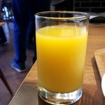 グリルアンドバーポルコピアット - オレンジジュース