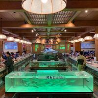 博多料亭 稚加榮 - 店内