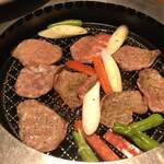 叙々苑 新宿中央東口店 - 