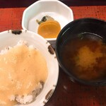 うかい鳥山 - 麦とろご飯、味噌汁、香の物